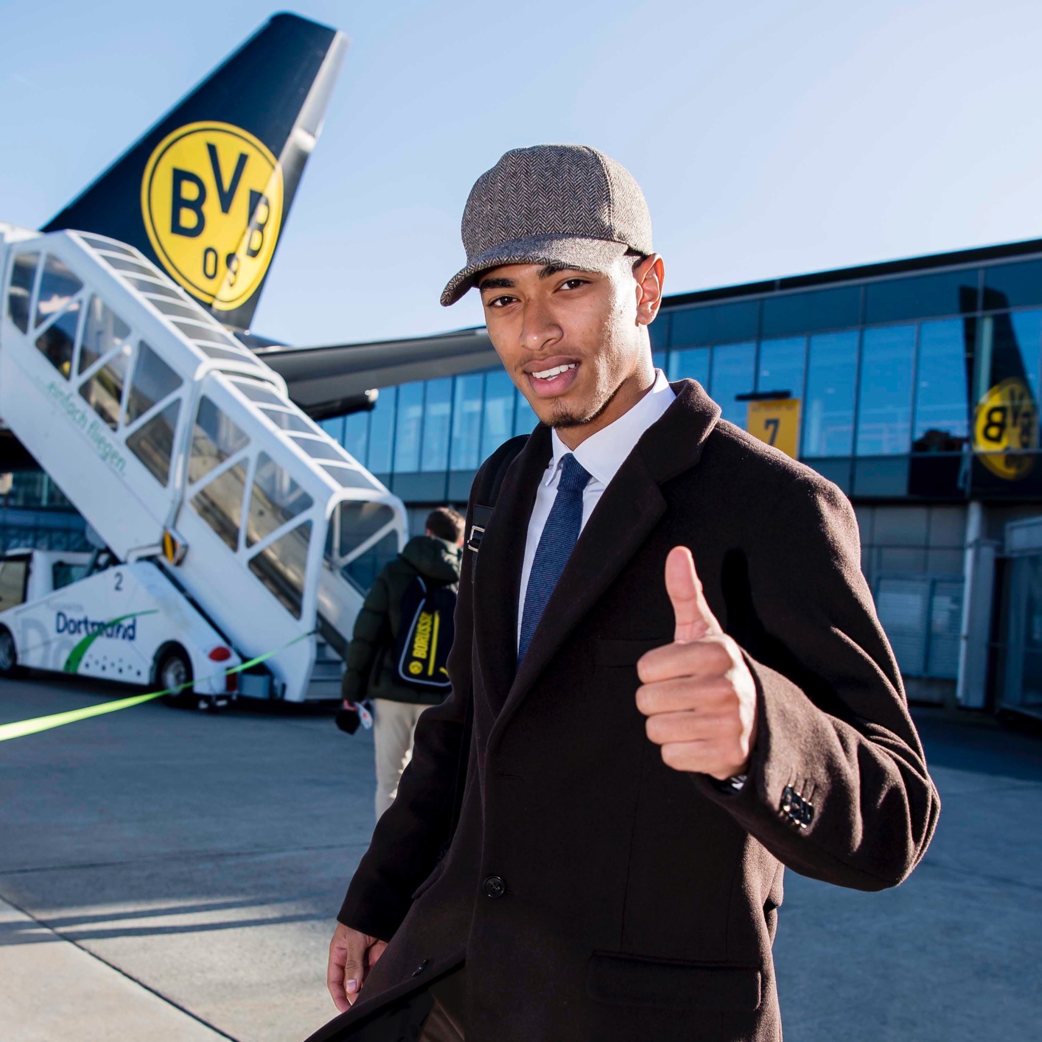 转折点！洛杉矶快船调整名单，德国杯转会期攻防权衡，管理层满意，轮换策略成焦点的简单介绍-九游体育官网