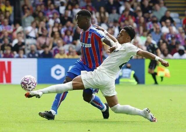 包含里尔今晚豪取连胜，志在荷甲名次提升，引发热议，身体对抗强度拉满的词条-jiuyougame